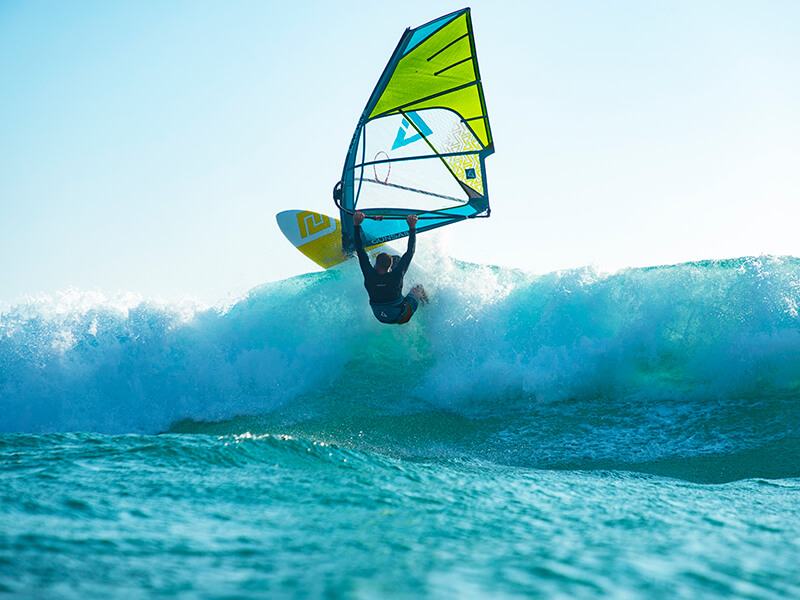 seal na vlne gun sails plachta 2020